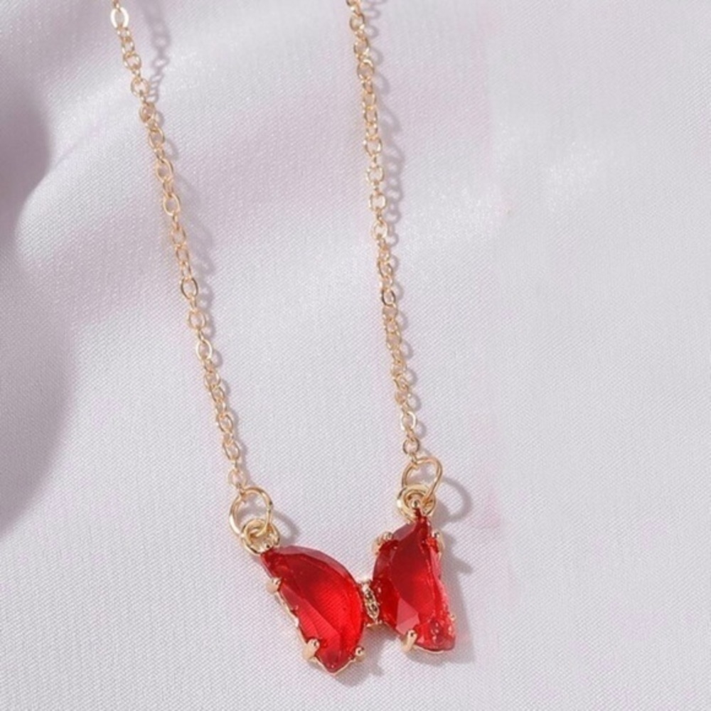 3/$30 💛 Rhinestone Butterfly Necklace - Picture 3 of 4